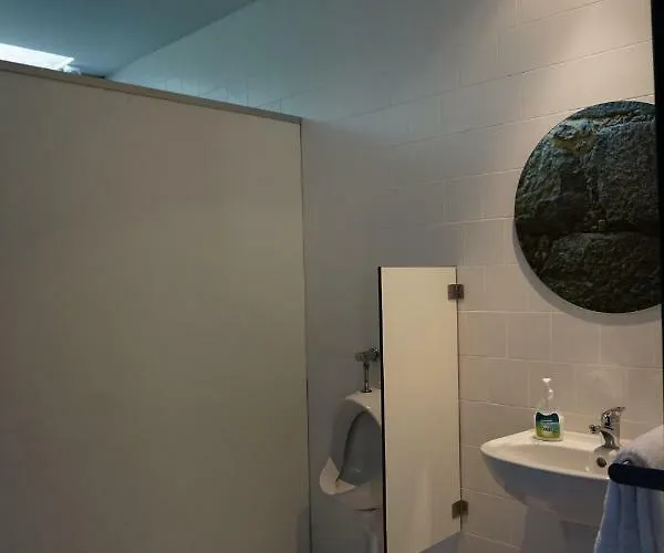 Casa Do Pinheiro Hostel *